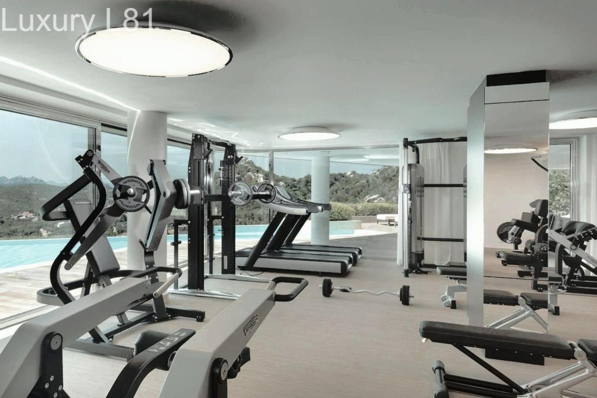 Angia Luxury Apartment Inside Landmark 81 Tower Хошимин Экстерьер фото