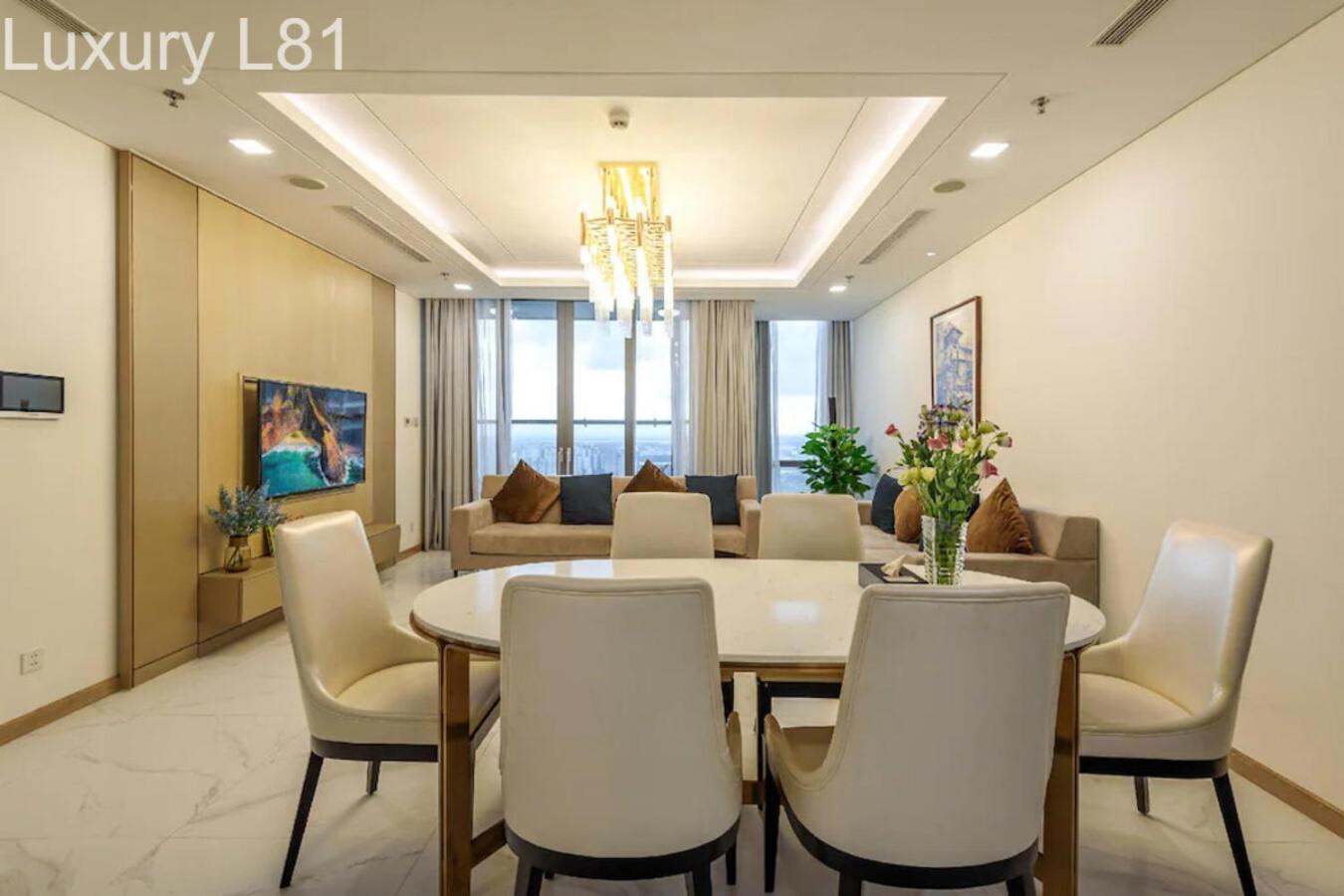 Angia Luxury Apartment Inside Landmark 81 Tower Хошимин Экстерьер фото